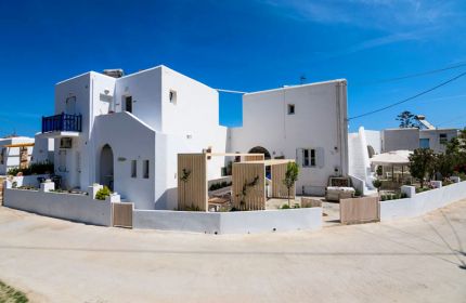 Alea Apartments: Cycladic architecture & friendly hospitality in Paros Island
